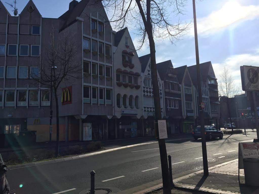 A&S Ferienwohnungen Roonstrasse Bonn Exterior foto